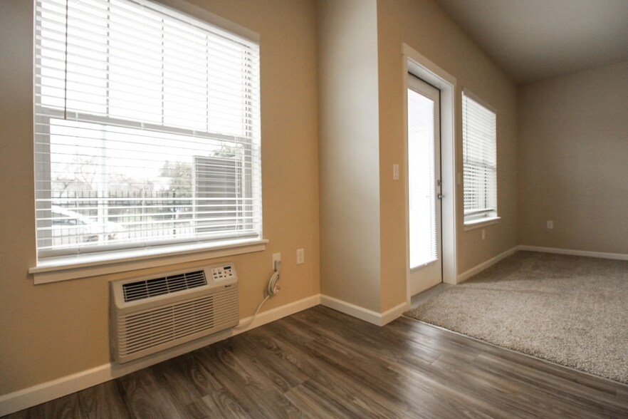 More Photos Of 1330 Mildred Ln SE, Salem Apartments For Sale