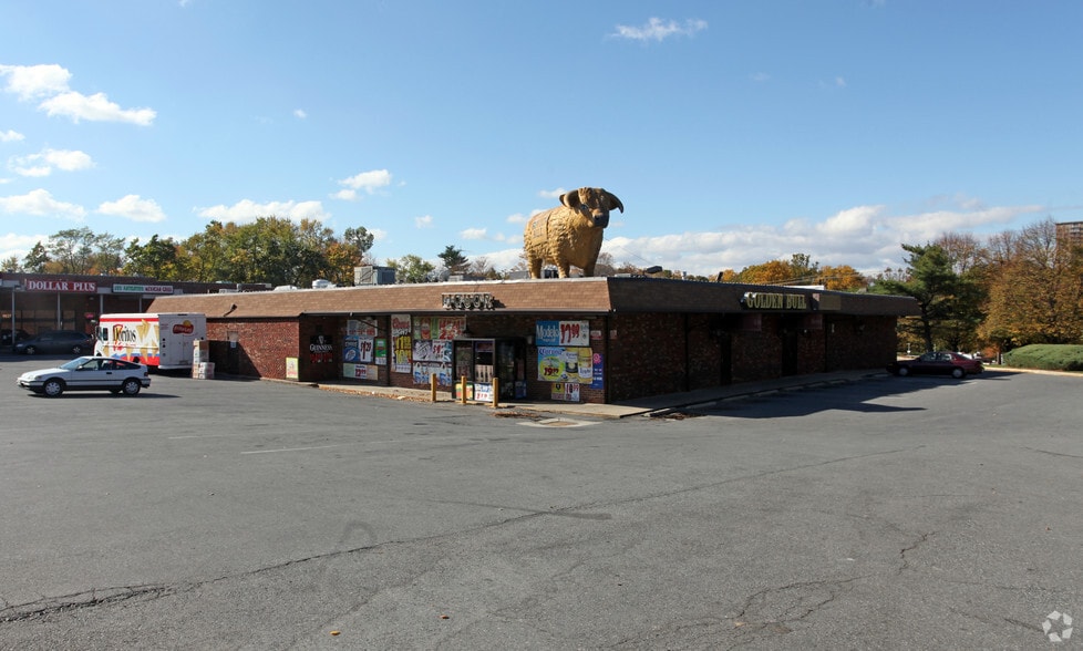 More Photos Of 9113-9145 Riggs Rd, Adelphi Unknown For Lease