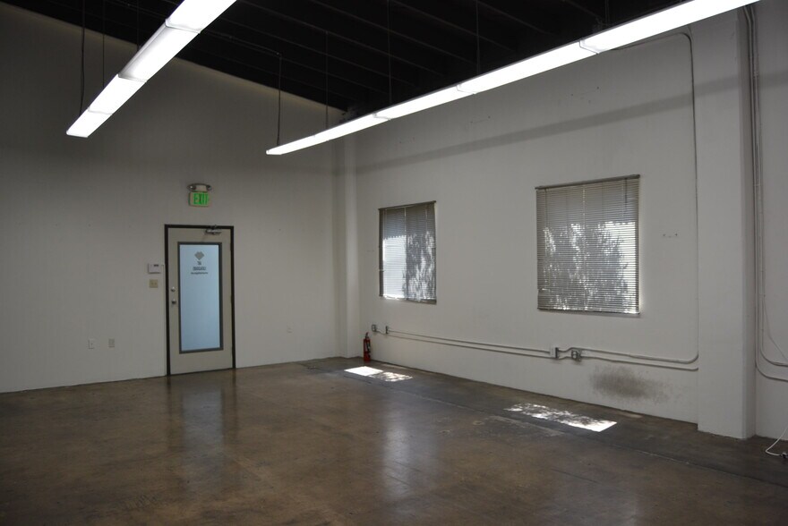 More Photos Of 9469 Jefferson Blvd, Culver City Loft Creative Space For Lease