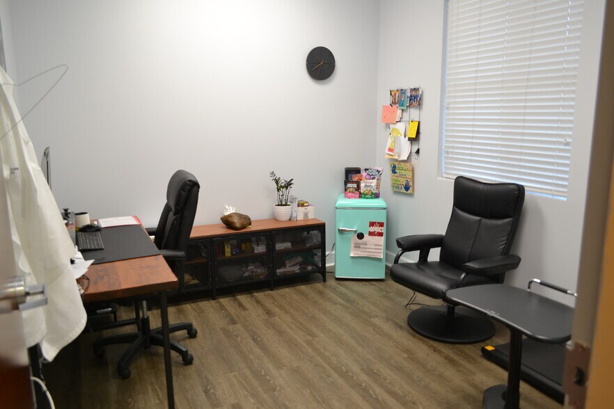 More Photos Of 6606 Stadium Dr, Zephyrhills Medical For Sale