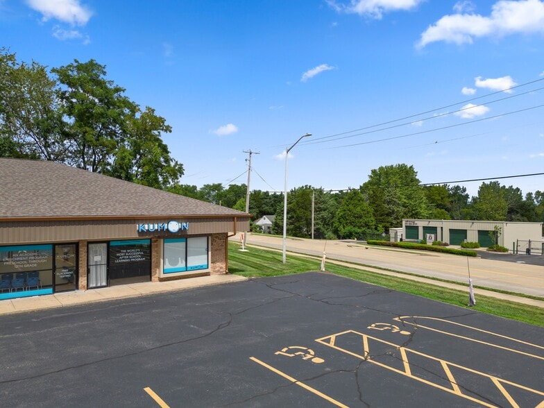 More Photos Of 3910 S Old Highway 94, Saint Charles Unknown For Lease