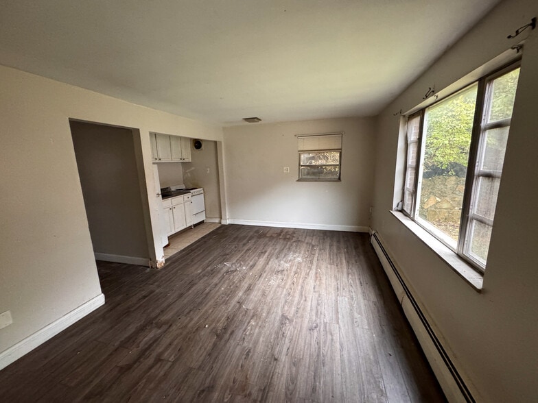 More Photos Of 1928-1934 Grand Ave, Cincinnati Apartments For Sale