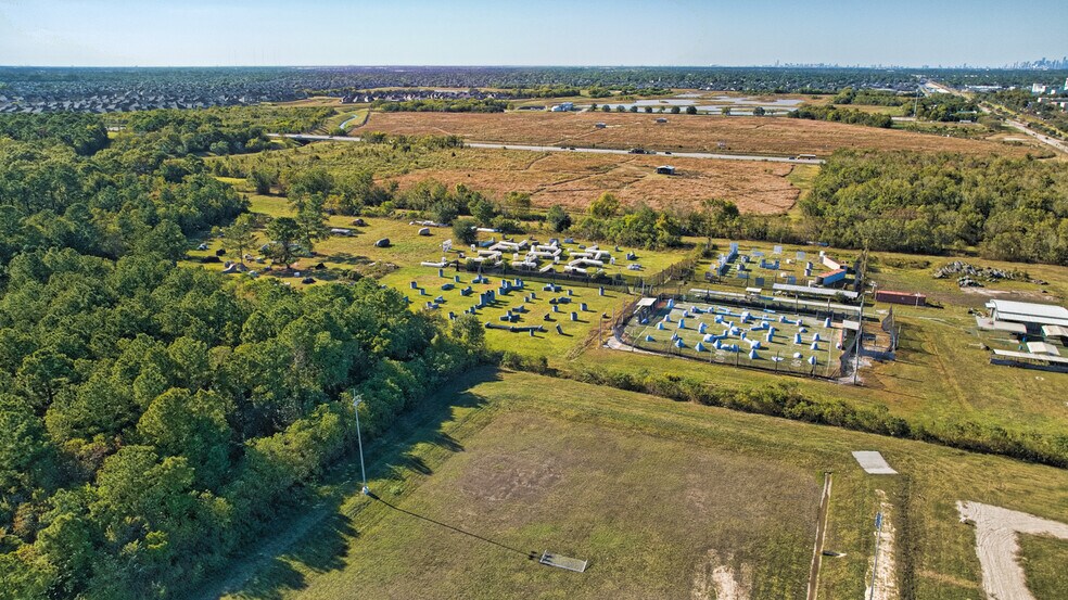 More Photos Of 14100 Beamer Rd, Friendswood Land For Sale