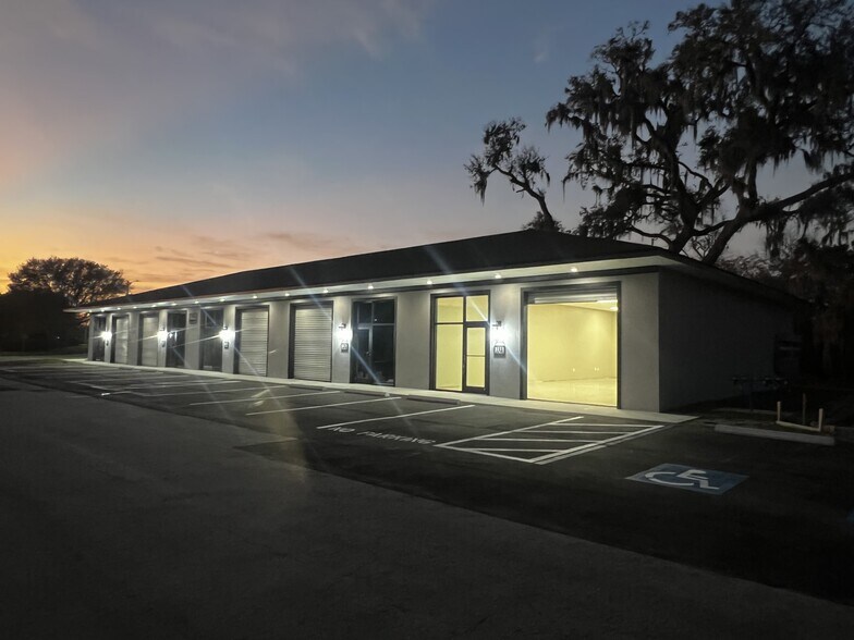 Primary Photo Of 745 Tillman Pl, Plant City Showroom For Lease