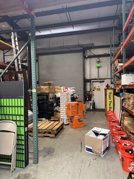 More Photos Of 280 W Central Blvd, Cape Canaveral Manufacturing For Sale