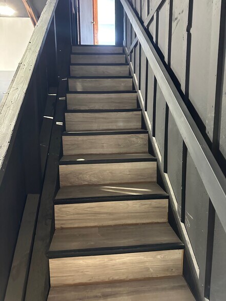 More Photos Of 5151 Stine Rd, Bakersfield Storefront Retail Office For Lease