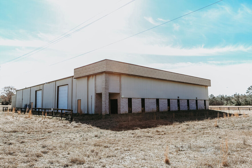 Primary Photo Of 14099 US Highway 15 501, Aberdeen Warehouse For Lease