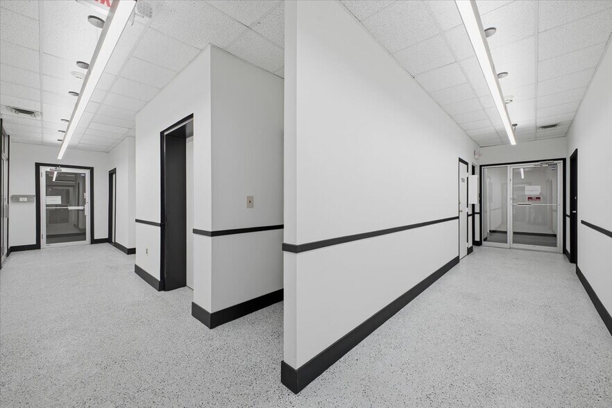 More Photos Of 99 Morris Ave, Springfield Office For Lease