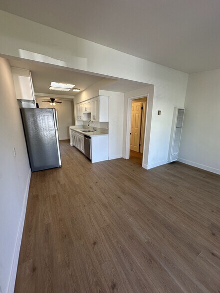 More Photos Of 2226 Voorhees Ave, Redondo Beach Apartments For Sale