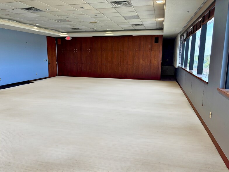 More Photos Of 10220 US Hwy 19, Port Richey Loft Creative Space For Lease
