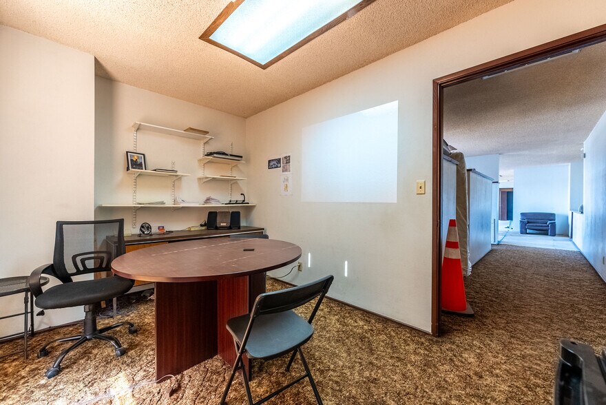 More Photos Of 397 E Evan Hewes Hwy, El Centro Auto Repair For Sale