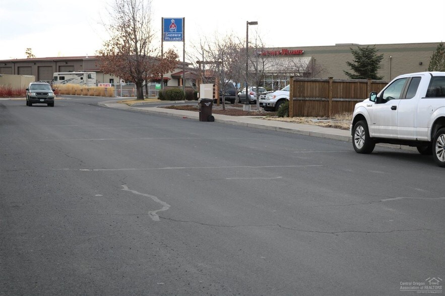 More Photos Of 1760-1780 SW Umatilla Ave, Redmond Land For Sale