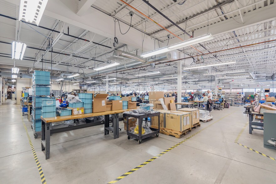 More Photos Of 95 Billerica Ave, Billerica Light Manufacturing For Lease