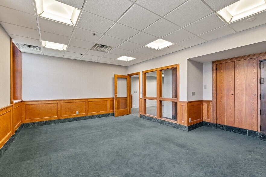 More Photos Of 380 N Main St, Mansfield Office Residential For Sale
