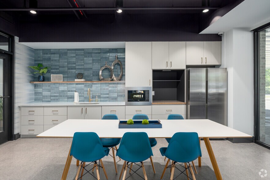 More Photos Of 144 N Main St, Dublin Coworking Space