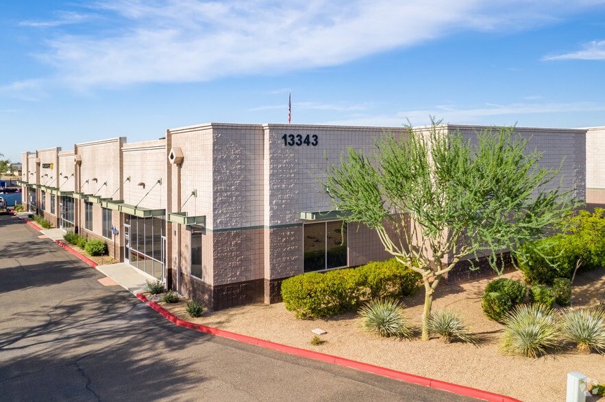 More Photos Of 13343 W Foxfire Dr, Surprise Showroom For Lease