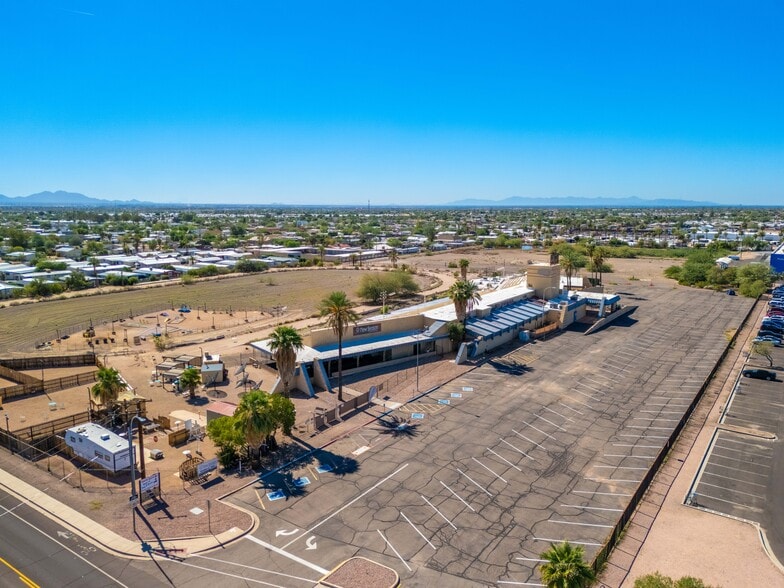 More Photos Of 220 S Delaware Dr, Apache Junction Racetrack For Sale