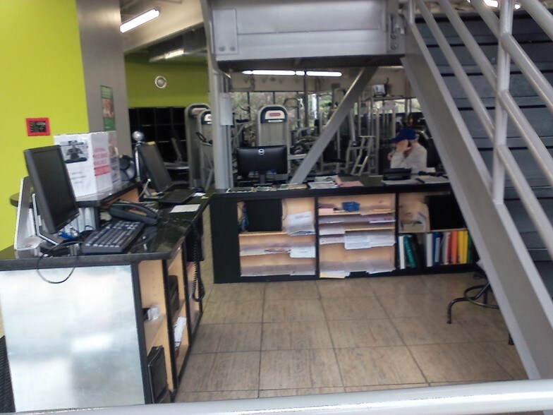 More Photos Of 3634 Austin Peay Hwy, Memphis Medical For Sale