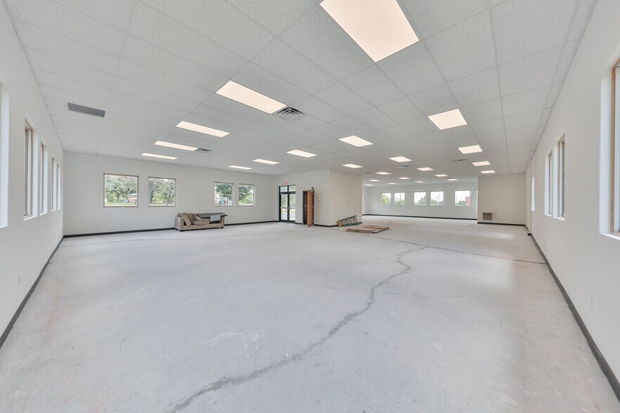 More Photos Of 4350 Independence Dr, Schnecksville Medical For Lease