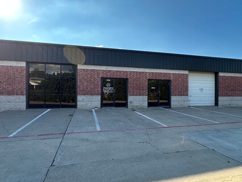 More Photos Of 1103 Keller Pky, Keller Light Distribution For Lease