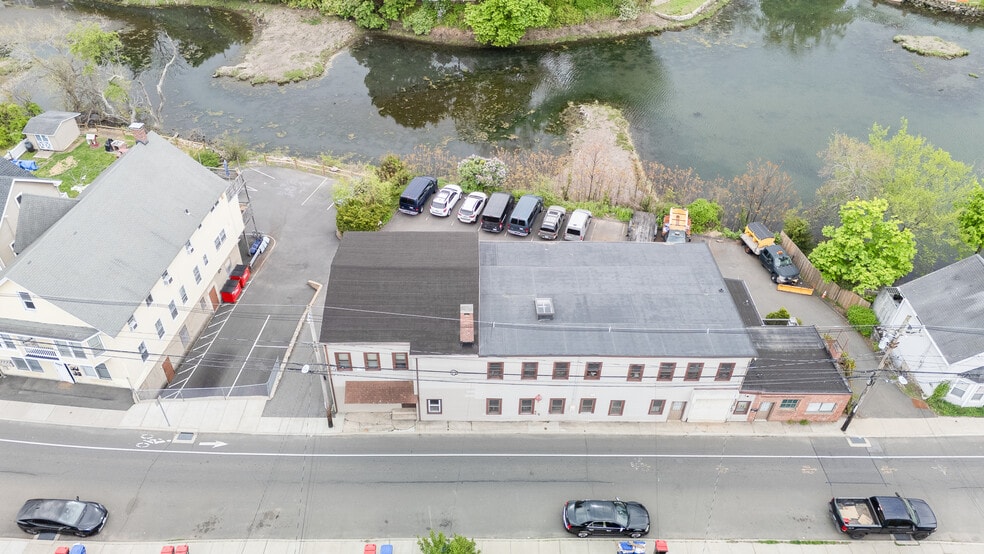 More Photos Of 275 East Ave, Norwalk Office For Sale