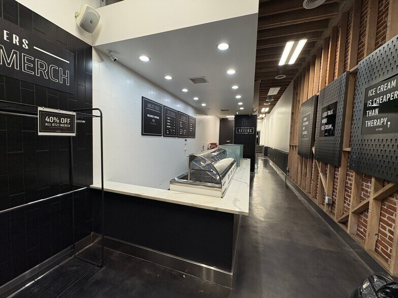 More Photos Of 5713 N Figueroa St, Los Angeles Storefront For Lease