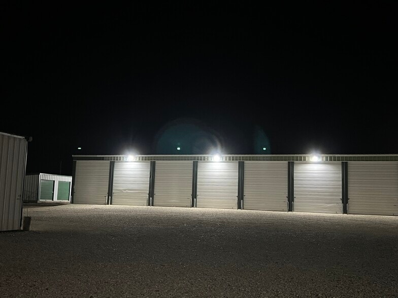 More Photos Of 5250 TX-185 Hwy, Victoria Self Storage For Sale