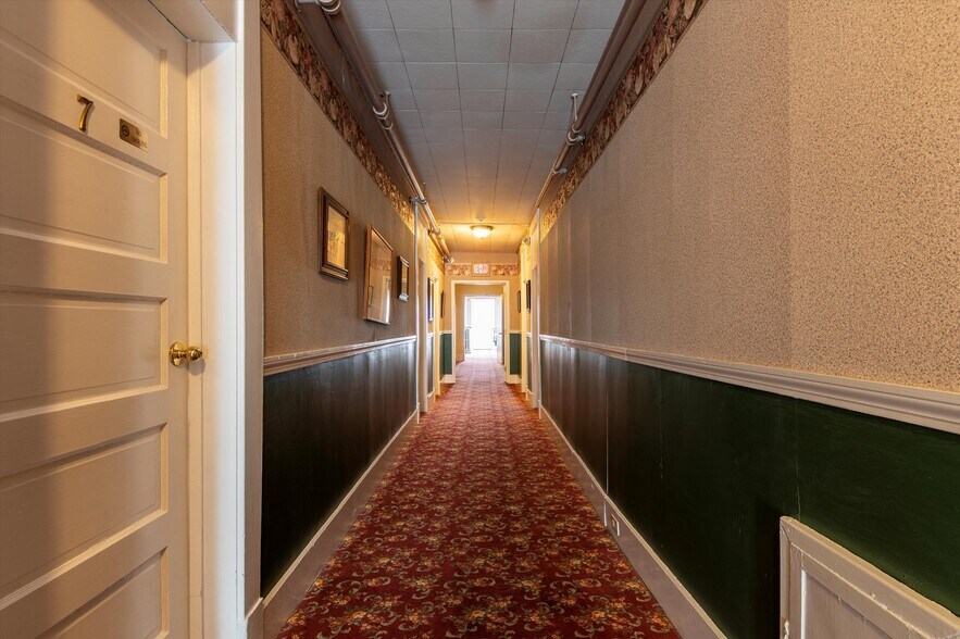 More Photos Of 40 The Common, Chester Hotel For Sale