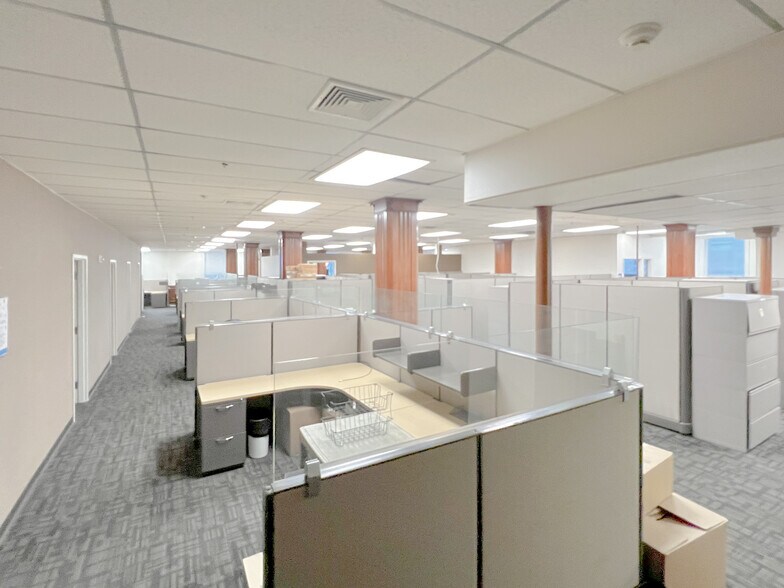 More Photos Of 347 Main St, Poughkeepsie Office For Lease