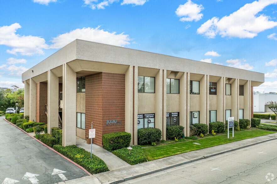 Primary Photo Of 1036 W Robinhood Dr, Stockton Office For Lease