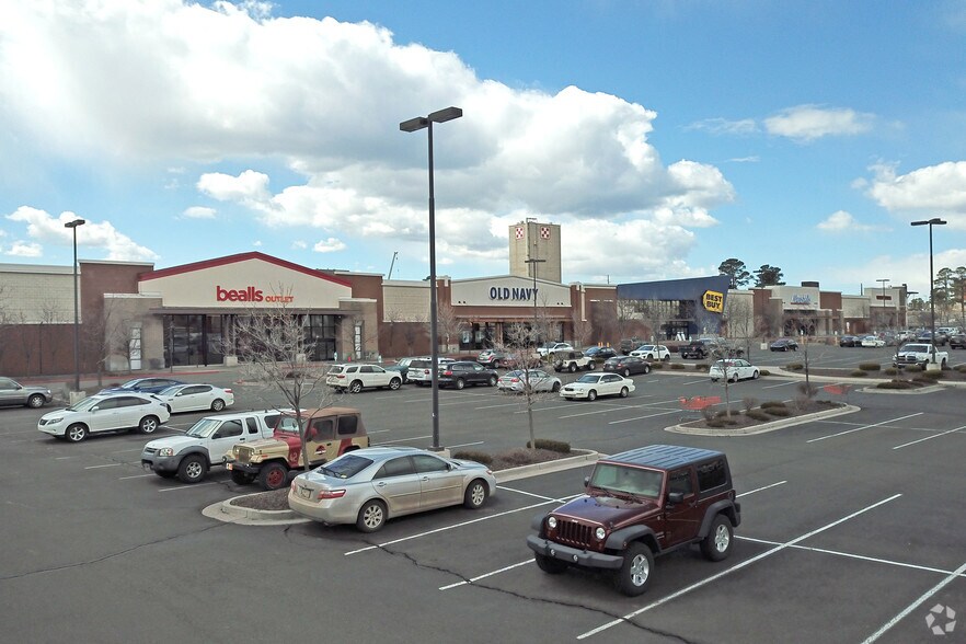 More Photos Of 5005 E Marketplace Dr, Flagstaff General Retail For Sale