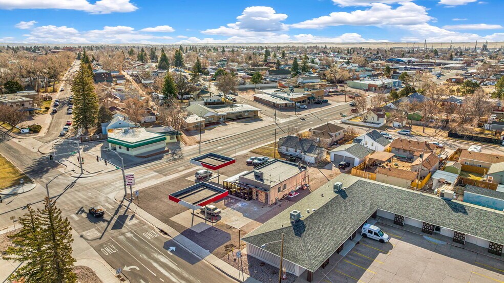 More Photos Of 1822 Logan Ave, Cheyenne Service For Sale