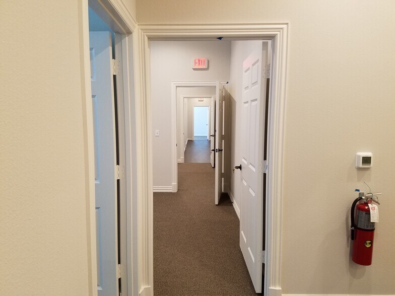 More Photos Of 8668 John Hickman Pky, Frisco Medical For Lease