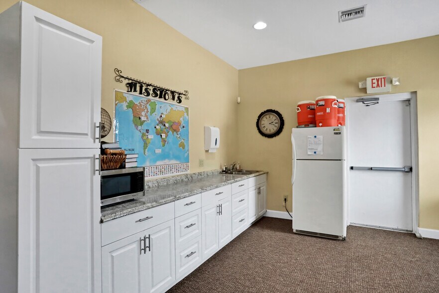 More Photos Of 1495 Herbert St, Port Orange Religious Facility For Sale