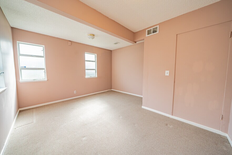 More Photos Of 2880 Sacramento St, Berkeley Office Residential For Lease