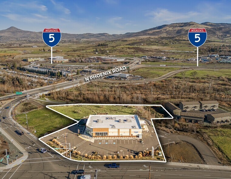 Primary Photo Of 636 N Main St, Phoenix General Retail For Lease