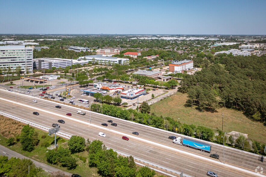 4320 W Sam Houston Pky N, Houston, TX 77043 Restaurant For Sale