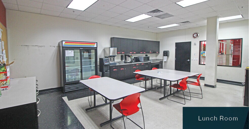 More Photos Of 4444 Kennedy Commerce Dr, Houston Manufacturing For Lease