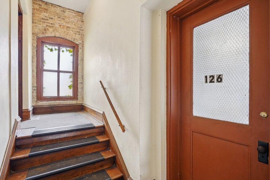 More Photos Of 122-124 N Main St, Jefferson Storefront Retail Residential For Sale