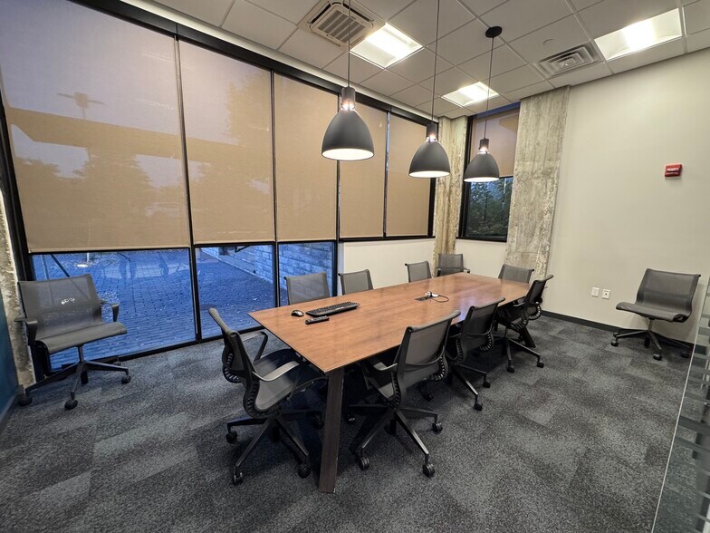 More Photos Of 321 S Main St, South Bend Apartments For Lease