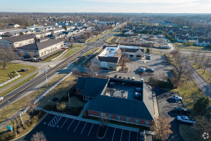 More Photos Of 379 W Olentangy St, Powell Coworking Space