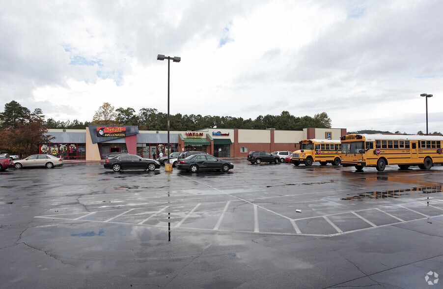 More Photos Of 2135-2177 Roswell Rd, Marietta Unknown For Lease