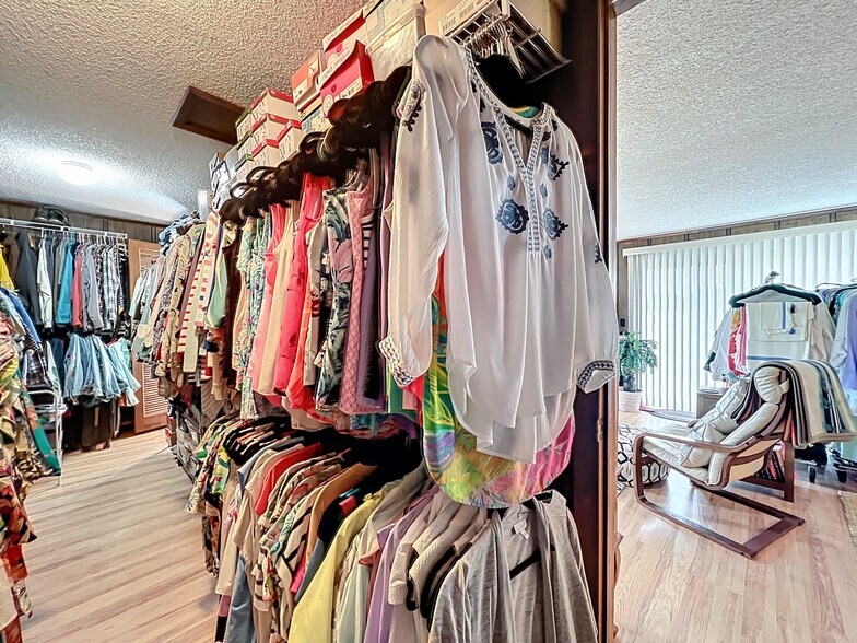 More Photos Of 7001 W Jones Ave, Mount Dora Airplane Hangar For Sale