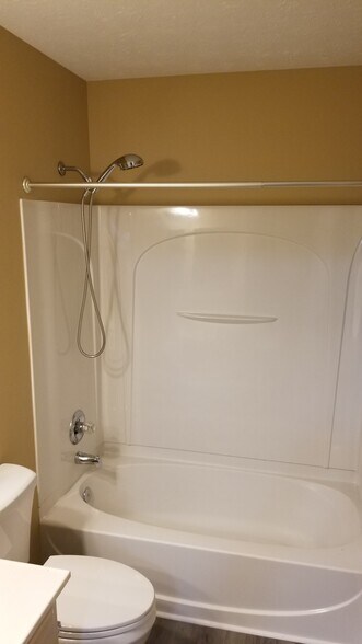 More Photos Of 156 Delmar Ln, Newport News Apartments For Sale