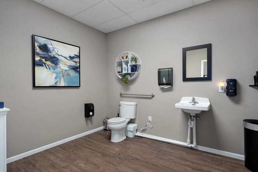 More Photos Of 4736 S 131st Rd, Bolivar Warehouse For Sale