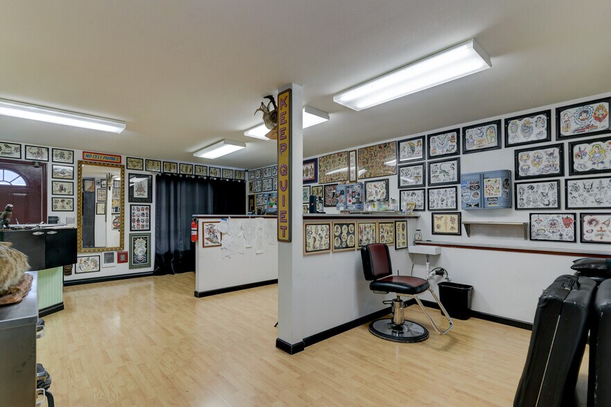 More Photos Of 3700 Pacific Ave SE, Olympia General Retail For Sale