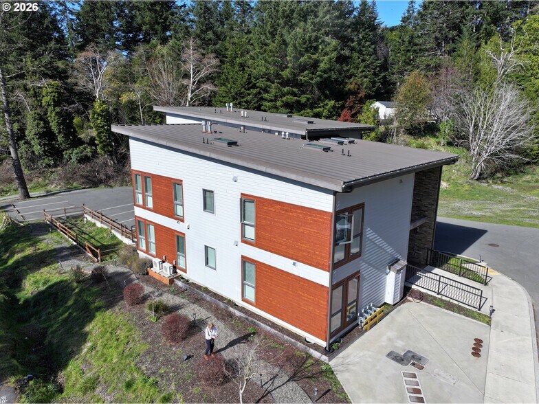 More Photos Of 94353 Leith Rd, Gold Beach Apartments For Sale