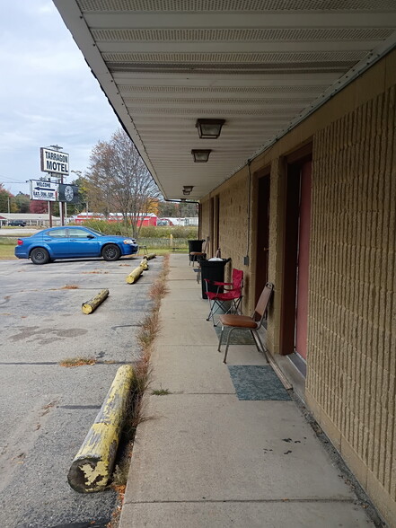 More Photos Of W1915 Flame Rd, Marinette Hotel For Sale