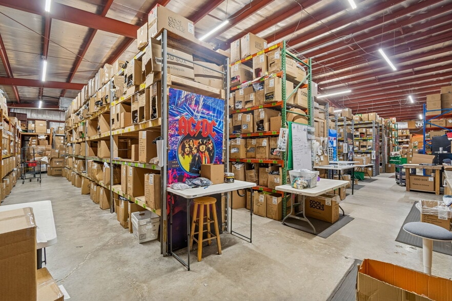 More Photos Of 1277 S Highland Ave, Clearwater Freestanding For Lease