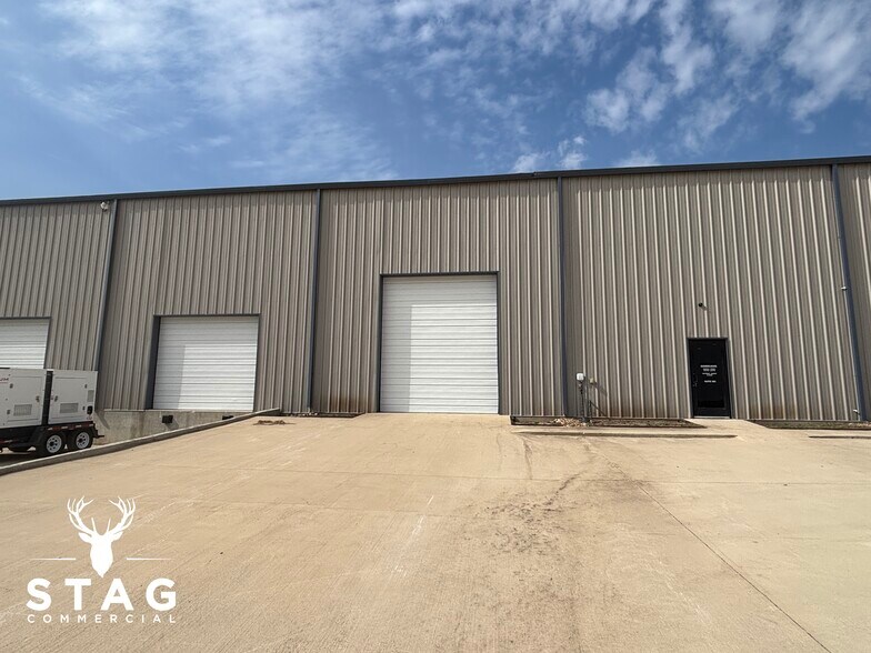 More Photos Of 1635 N FM 156, Ponder Unknown For Lease